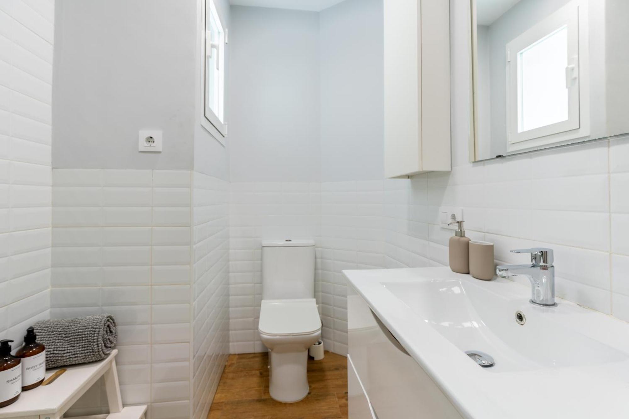 Confortable Apto. 3 Habitaciones เซบีญา ภายนอก รูปภาพ