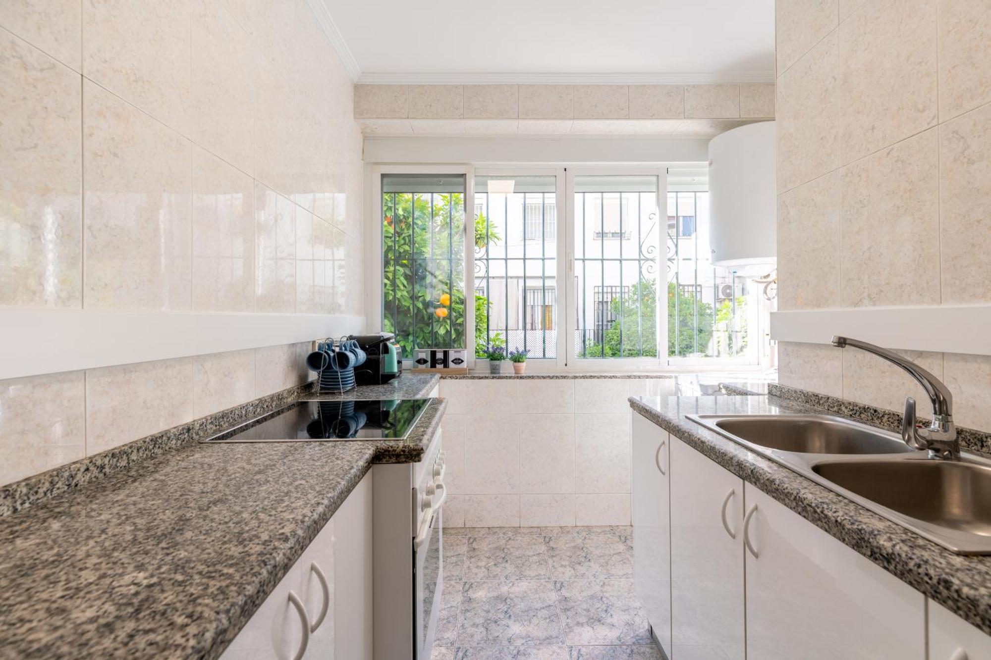 Confortable Apto. 3 Habitaciones เซบีญา ภายนอก รูปภาพ